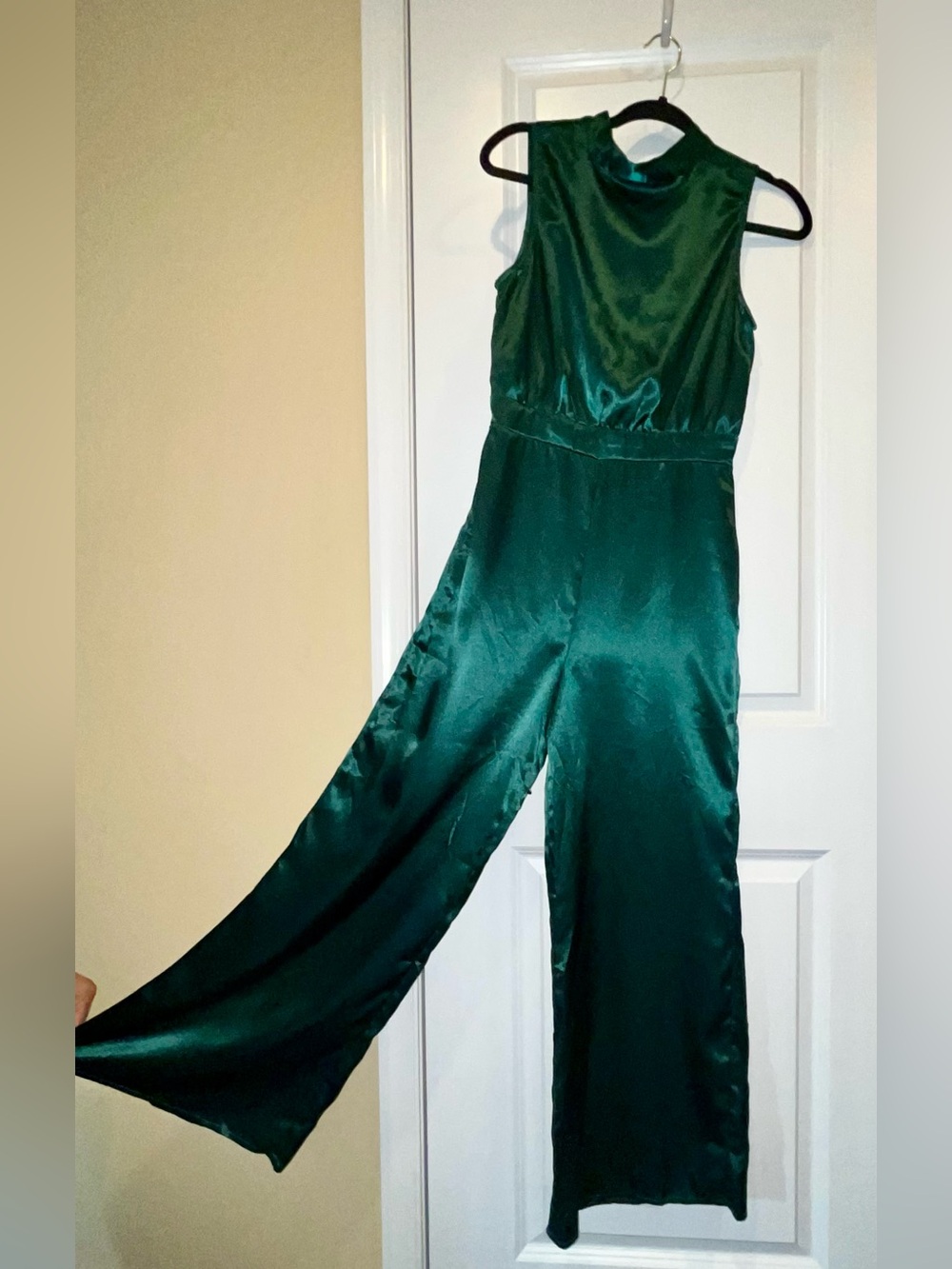 Sleeveless Emerald Green Satin Jumpsuit Women’s Medium
